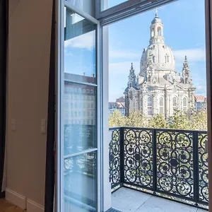 luxury-home-3-raum-suite-an-der-frauenkirche-4.dresdenhotels.net/